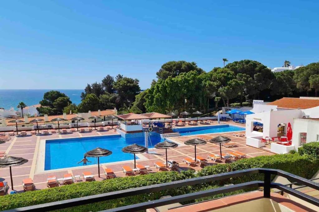 Appartement Great Sea View Apartment, Near The Beach, With Ac And Pools